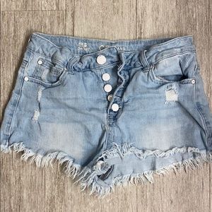🚫 Sold 🚫 CP Light Wash Denim Shorts